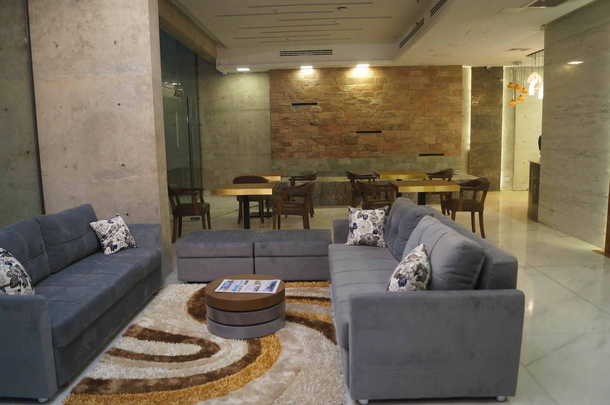 Coventina Lake Suites 达卡 外观 照片